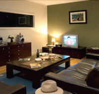 Plomer Beach House - Getaway Accommodation