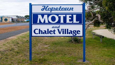 Hopetoun Motel & Chalet Village - Getaway Accommodation 2