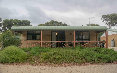 Hopetoun Motel & Chalet Village - Getaway Accommodation 1