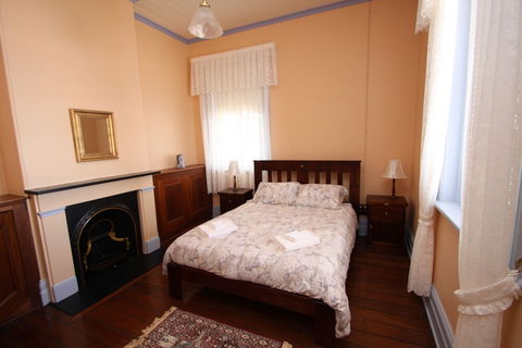 Lavender Vale Cottages - Getaway Accommodation 6