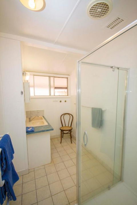 Nornalup Riverside Chalets - Getaway Accommodation 6