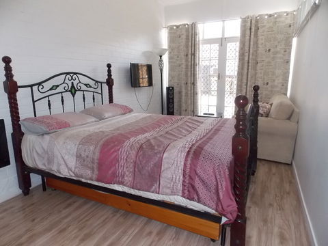 Hidden Oasis - Getaway Accommodation 5