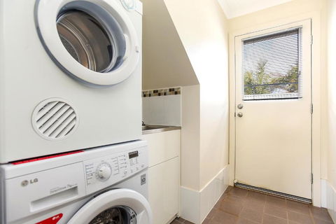 Hope House Encounter Bay - Getaway Accommodation 1