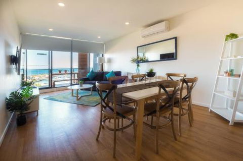 Waterfront Apartments Marinaquays Apt 221 & Apt 234 - Getaway Accommodation 0