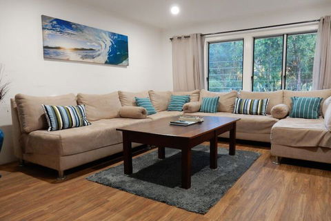 The Lodge Mapleton Falls - Getaway Accommodation 4