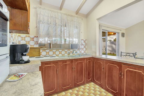 Break Away - Getaway Accommodation 6