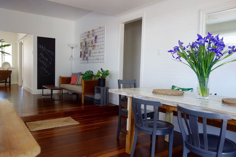 The Lighthouse - Getaway Accommodation 2