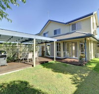 Sea Whispers - Getaway Accommodation