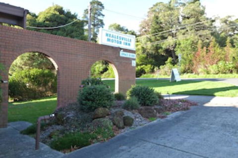 Healesville Motor Inn - Getaway Accommodation 0