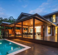 Trito Oceans Edge Luxury House - Getaway Accommodation