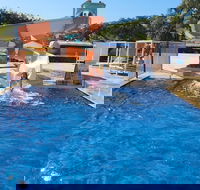 Discovery Parks - Coolwaters Yeppoon - Getaway Accommodation