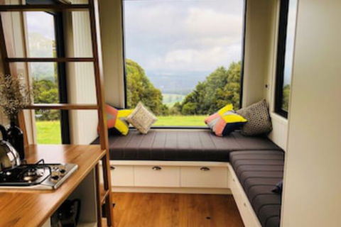Christopher Tiny House - Getaway Accommodation 5