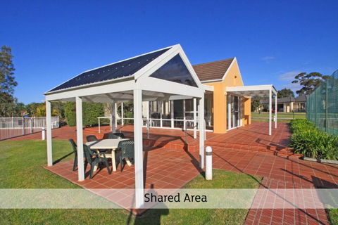 Waterfront Getaway In Sussex - Getaway Accommodation 2