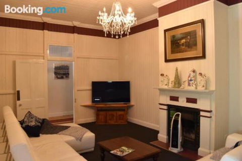 YesterYear On West - Getaway Accommodation 3
