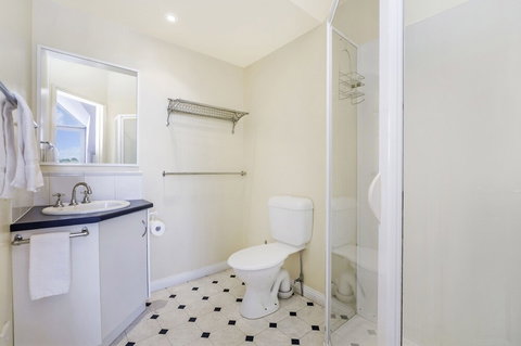 Johanssons Perch 2 - Getaway Accommodation 2