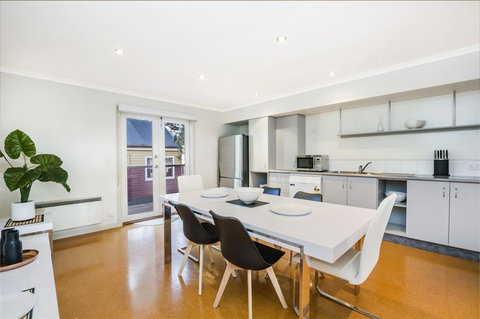 Johanssons Perch 2 - Getaway Accommodation 5