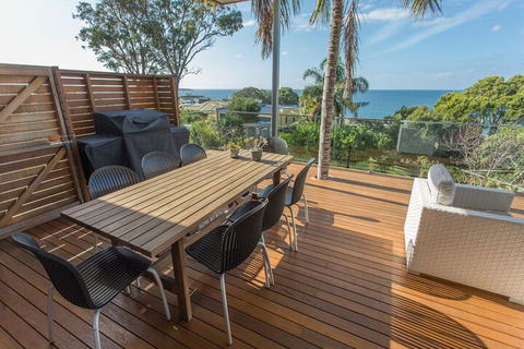 Pambula Family Beach House - Getaway Accommodation 5