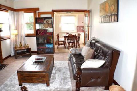 Meraki House Wangaratta - Getaway Accommodation 0