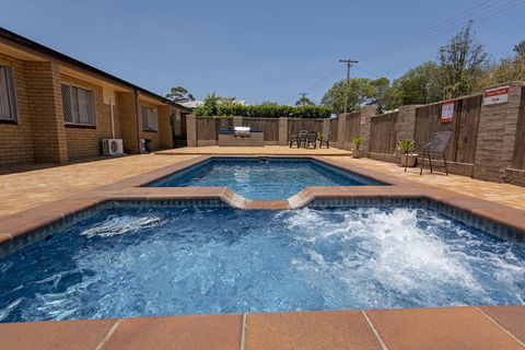 Leichhardt Motor Inn - Getaway Accommodation 6