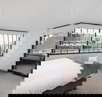 Melbourne Holiday Apartments Williamstown - Getaway Accommodation