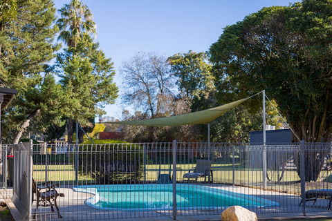 Gardenview Lodge Motel - Getaway Accommodation 2