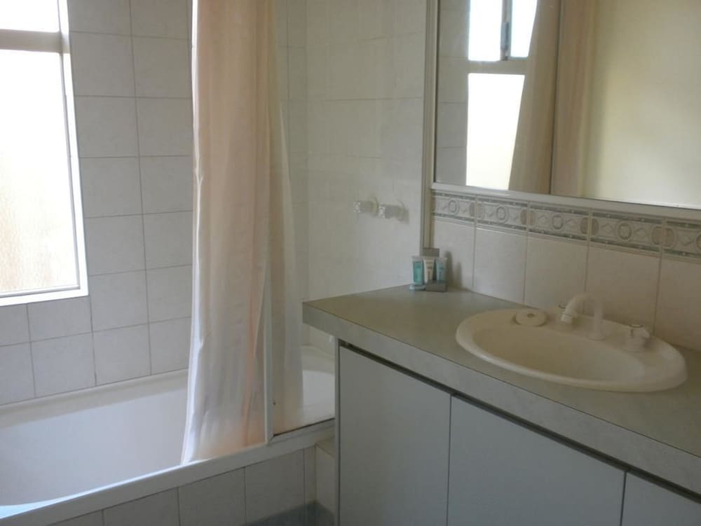 Canning Vale East ACT Getaway Accommodation