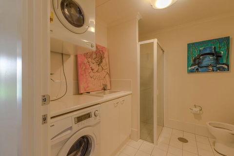 Seaview Penthouse - Getaway Accommodation 1