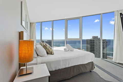 Holiday Holiday - H Residence Apartments - Getaway Accommodation 1