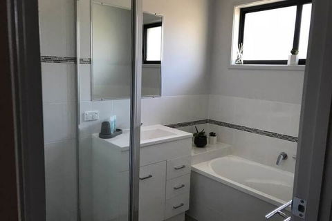 Hervey Bay Holiday Home - Getaway Accommodation 4