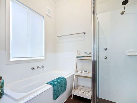 Seas The Day - Getaway Accommodation 6