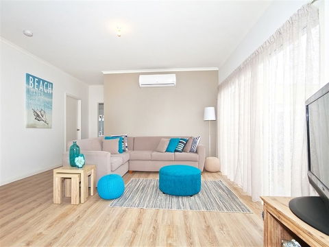 Seas The Day - Getaway Accommodation 4