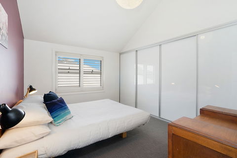Newcastle Executive Homes - Veda House - Getaway Accommodation 6