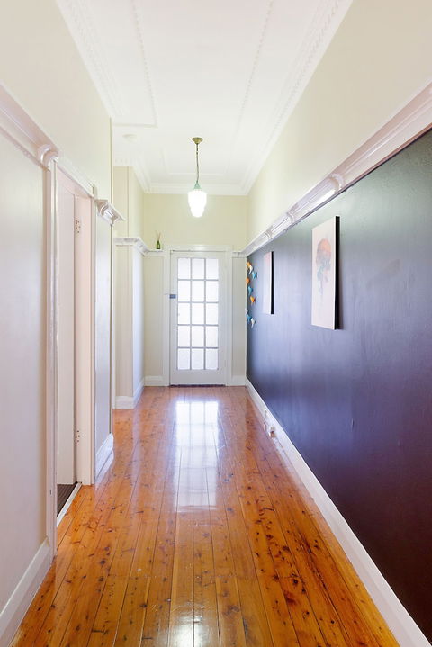 Newcastle Executive Homes - Veda House - Getaway Accommodation 3