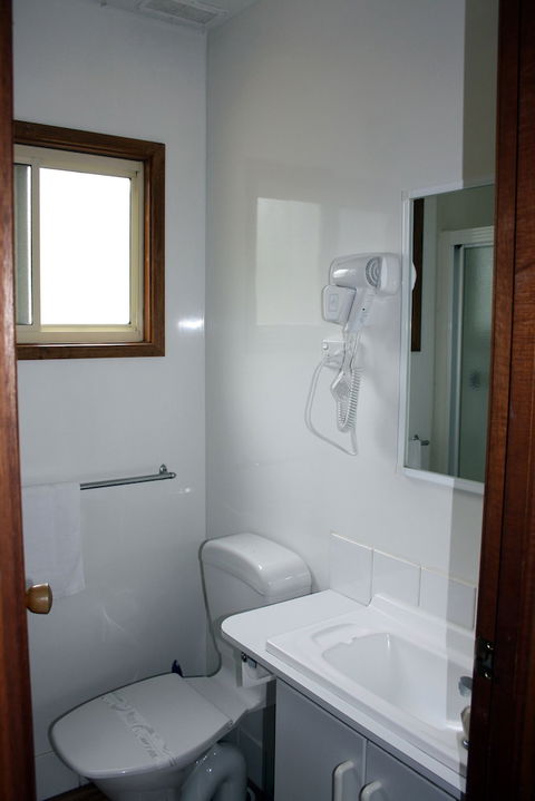 BIG4 Seymour Holiday Park - Getaway Accommodation 0