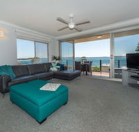 Sundeck Unit 7 - Shoal Bay - Getaway Accommodation