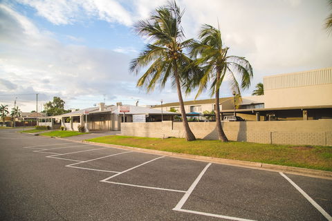 Hampton Villa Motel - Getaway Accommodation 0