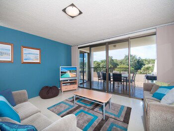 Dunes Unit 13 / 38 Marine Drive - Getaway Accommodation 1