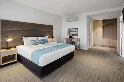 Quality Hotel Lakeside Bendigo - Getaway Accommodation 6