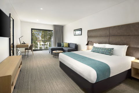Quality Hotel Lakeside Bendigo - Getaway Accommodation 1