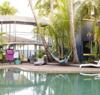 Mad Monkey Backpackers Village - Getaway Accommodation