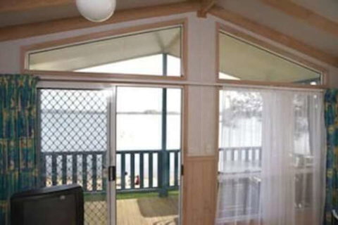 Tuross Lakeside Tourist Park - Getaway Accommodation 1