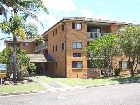 Azure Beach Stop - Getaway Accommodation 2
