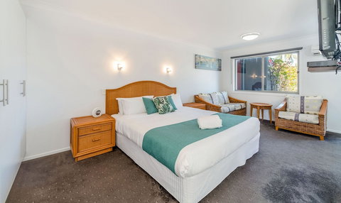 Adrift Apartments - Getaway Accommodation 5