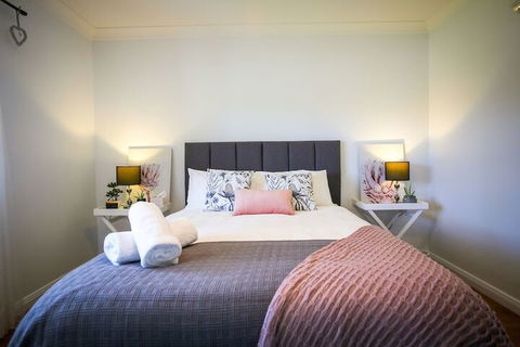 Dell Lee Cottage - Getaway Accommodation 2