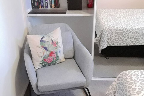 The Peacocks Nest - Getaway Accommodation 4