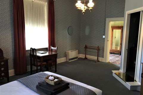 The Dragonfly North West - Getaway Accommodation 6