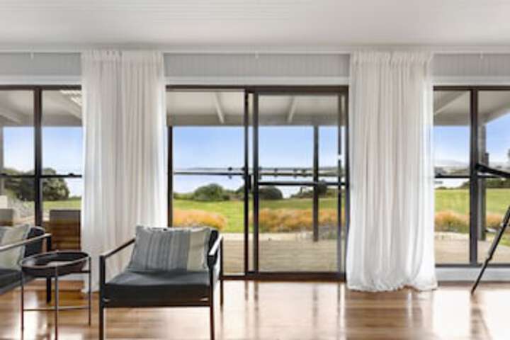 Clarence Point TAS Getaway Accommodation
