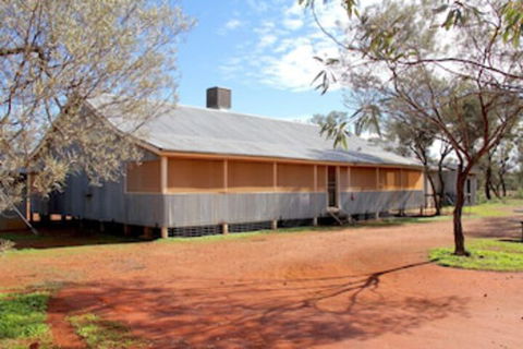 Gundabooka Cottages - Campsite - Getaway Accommodation 0