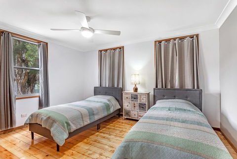 Cromarty Crescent 12 - Getaway Accommodation 2