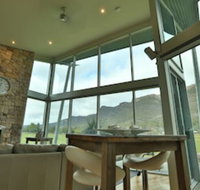 Ironstone Romantic Couples Retreat - Getaway Accommodation